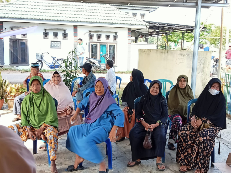 Kegiatan Pemeriksaan Rutin Posyandu Lansia di Posyandu Melati