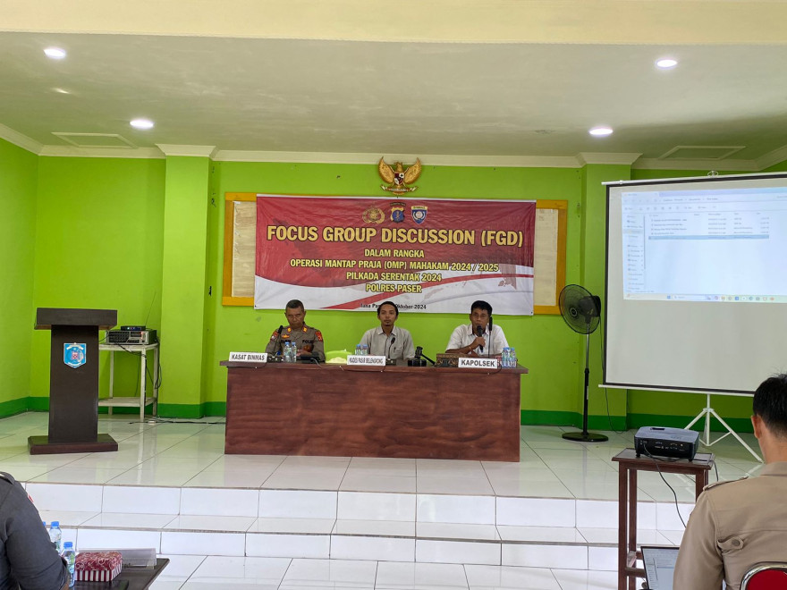 Kegiatan FGD di Desa Pasir Belengkong